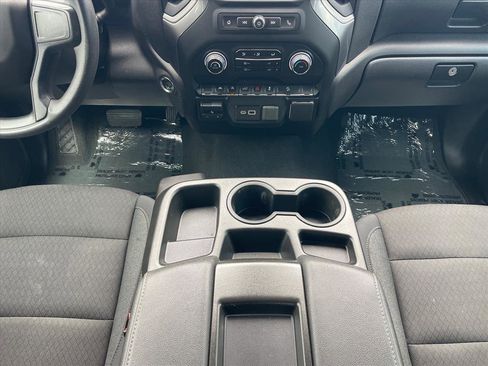 Used 2025 Chevrolet Silverado 1500 Custom Trail Boss w/ Dark Appearance Package image 16