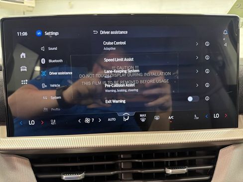 New 2026 Ford Explorer Active w/ Active Comfort Package RWD image 27