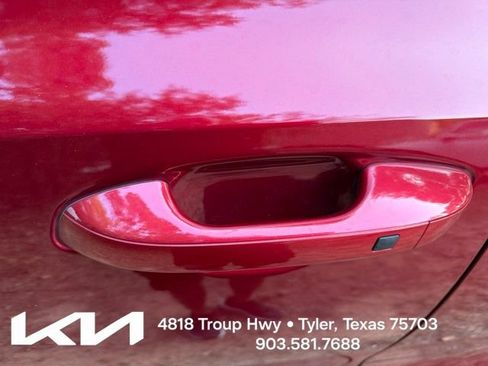 Certified 2023 Kia Sorento SX AWD/4WD image 6