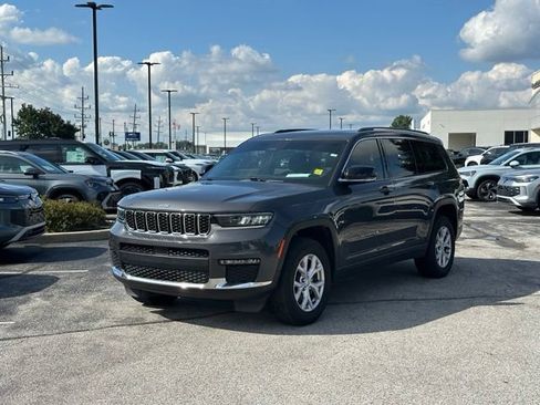 Used 2022 Jeep Grand Cherokee L Limited AWD/4WD image 3