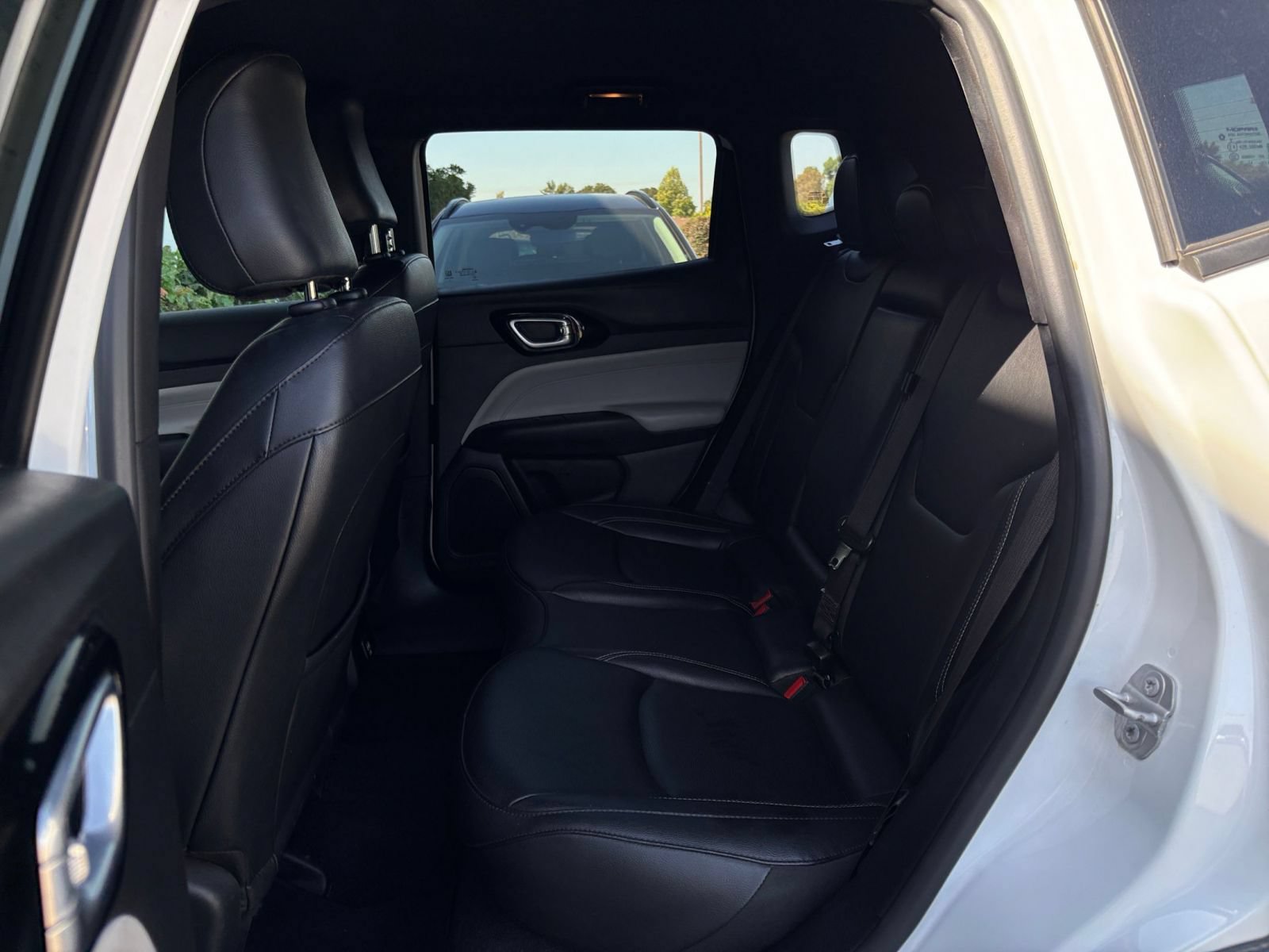 Used 2025 Jeep Compass Limited AWD/4WD image 26