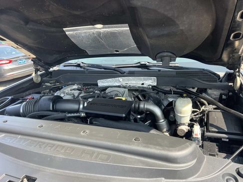 Used 2018 Chevrolet Silverado 2500 High Country w/ Duramax Plus Package AWD/4WD image 9