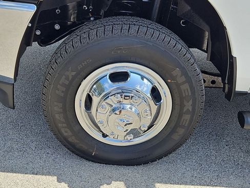 New 2026 RAM 3500 Tradesman AWD/4WD image 13