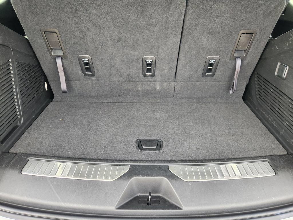 Used 2022 Chevrolet Tahoe RST RWD image 33