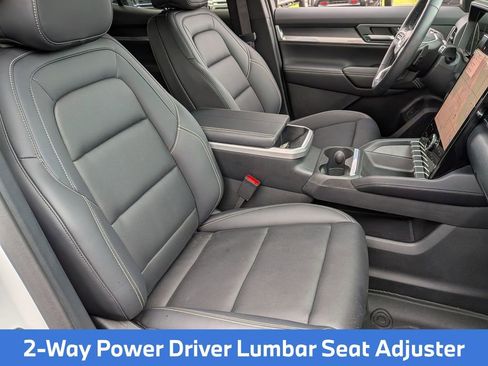 Used 2026 GMC Terrain Elevation w/ Elevation Premium Package FWD image 27