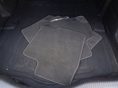 Used 2017 Chevrolet Cruze LT w/ Convenience Package image 11