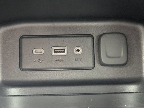 Used 2024 Chevrolet Equinox LS w/ Driver Confidence II Package FWD image 24