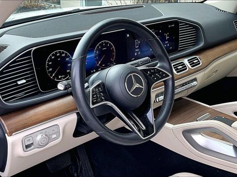 Certified 2024 Mercedes-Benz GLE 450 4MATIC image 13
