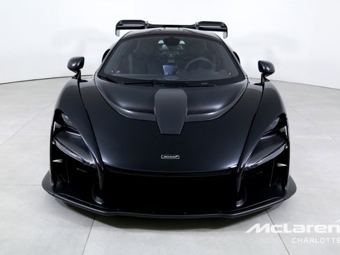 Used 2019 McLaren Senna image 4