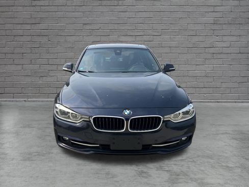 Used 2017 BMW 340i xDrive Sedan AWD/4WD image 3