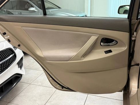 Used 2007 Toyota Camry LE image 23