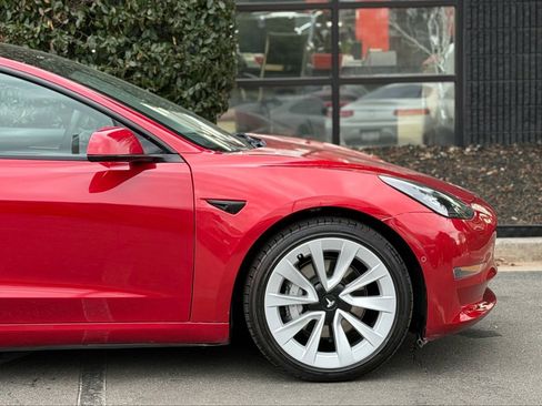 Used 2022 Tesla Model 3 Long Range image 24