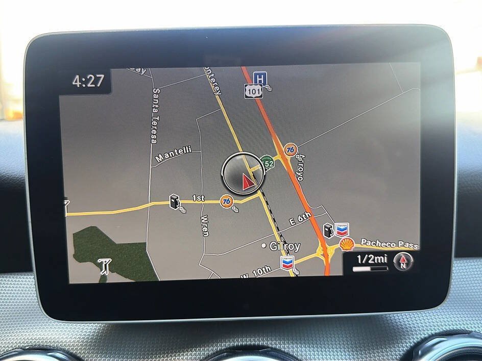 Used 2019 Mercedes-Benz GLA 250 4MATIC image 10