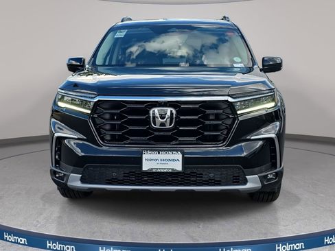 New 2025 Honda Pilot Elite image 2