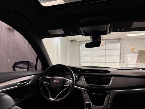 Used 2024 Cadillac XT6 Luxury w/ LPO, Floor Liner Package FWD image 24