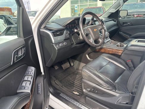 Certified 2020 Chevrolet Tahoe LT w/ RST Edition image 9