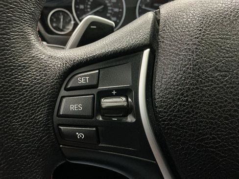 Used 2018 BMW 330i xDrive Sedan w/ Convenience Package AWD/4WD image 24