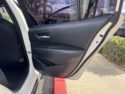 Used 2020 Toyota Corolla SE FWD image 26