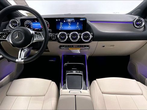 New 2026 Mercedes-Benz GLA 250 image 5
