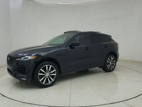 Used 2025 Jaguar F-PACE R-Dynamic S image 67