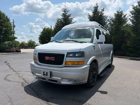 Used 2024 GMC Savana 2500 w/ Driver Convenience Package RWD image 1
