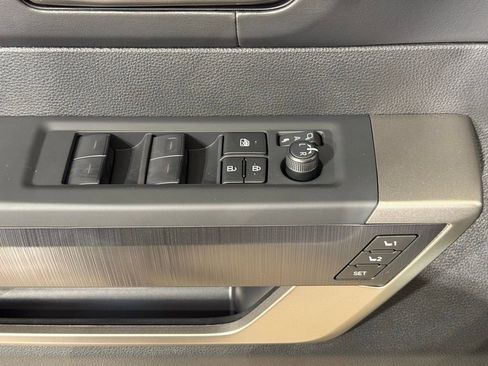 New 2026 Toyota Tundra Platinum AWD/4WD image 15