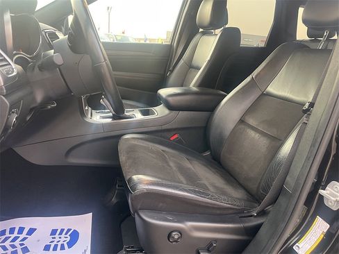 Used 2020 Jeep Grand Cherokee Altitude image 19