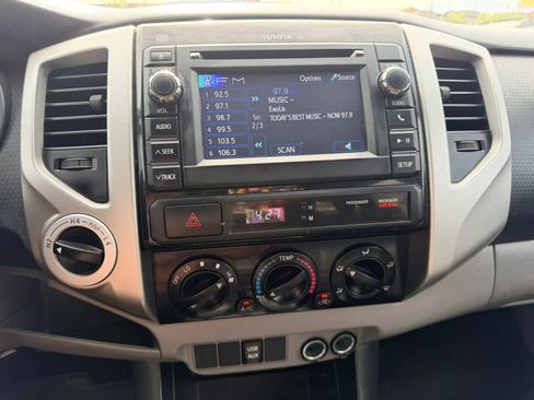 Used 2013 Toyota Tacoma 4x4 Double Cab w/ SR5 Pkg image 19