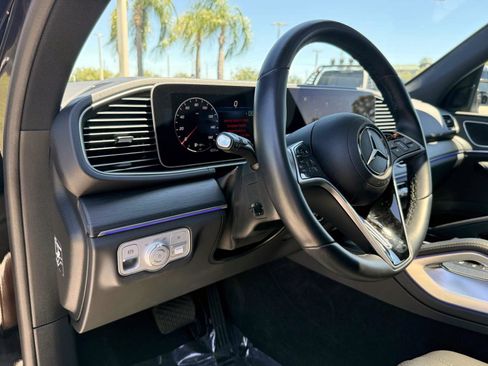 Certified 2025 Mercedes-Benz GLE 350 4MATIC image 20