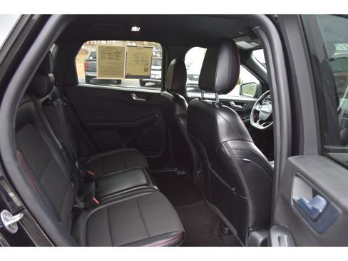 Used 2024 Ford Escape ST-Line image 16