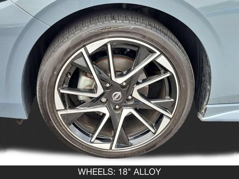 Used 2024 Nissan Sentra SR FWD image 11