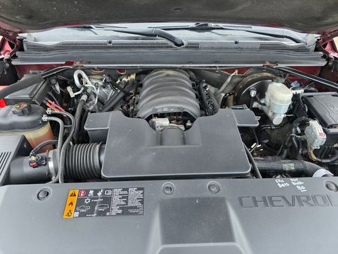 Used 2019 Chevrolet Tahoe LS w/ All-Season Package image 13