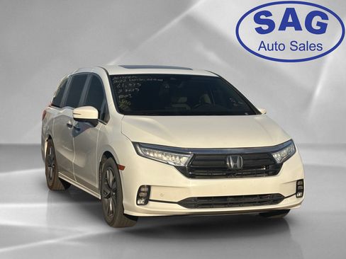 Used 2022 Honda Odyssey Touring image 2