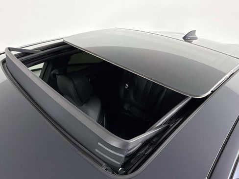 Used 2021 BMW X6 M50i w/ Executive Package image 22