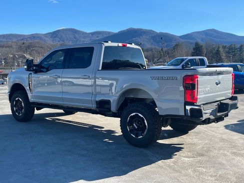 New 2026 Ford F250 Lariat w/ Tremor Off-Road Package image 5