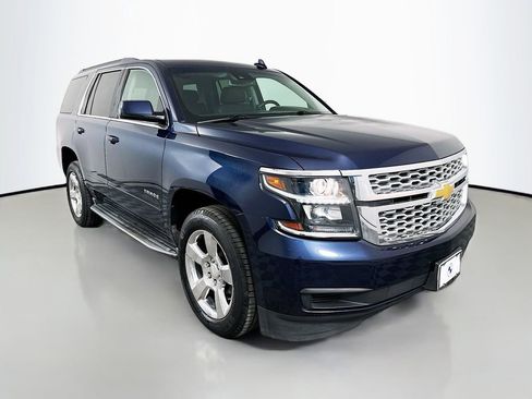Used 2017 Chevrolet Tahoe LT image 3