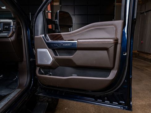 Used 2025 Ford F350 King Ranch image 37