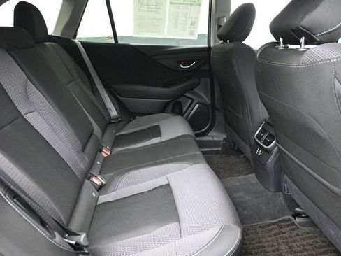 Used 2024 Subaru Outback Premium image 9