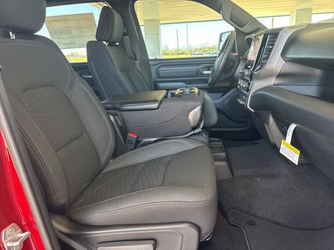 New 2026 RAM 1500 Express RWD image 15