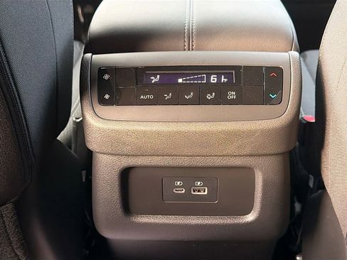 New 2025 Nissan Pathfinder SV w/ Cargo Package image 28