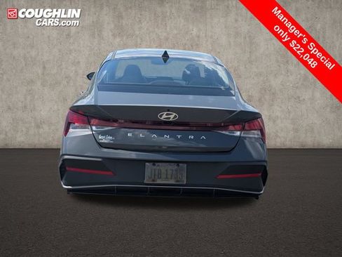 Certified 2024 Hyundai Elantra SEL FWD image 6
