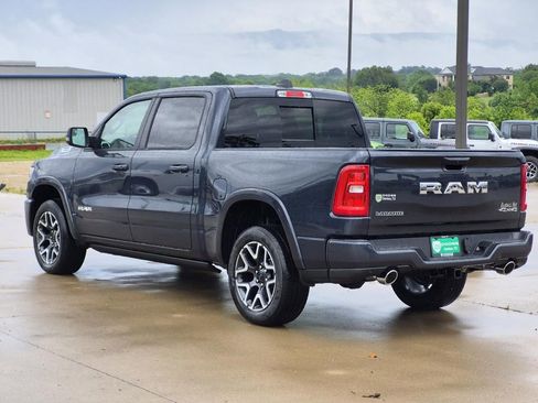 New 2026 RAM 1500 Laramie AWD/4WD image 4