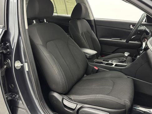 Used 2020 Kia Optima LX image 31