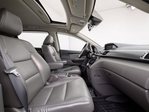 Used 2016 Honda Odyssey EX-L image 30