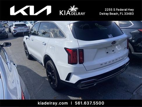 Used 2021 Kia Sorento SX image 9