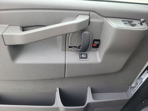 New 2025 GMC Savana 2500 w/ Driver Convenience Package RWD image 16
