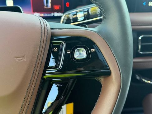 New 2026 Lincoln Aviator Reserve AWD/4WD image 24