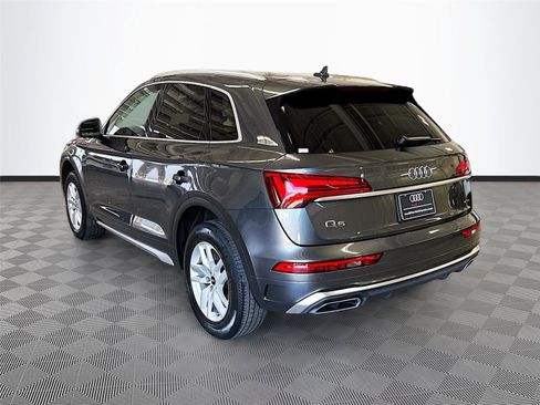 Certified 2023 Audi Q5 2.0T Premium w/ Convenience Package AWD/4WD image 5