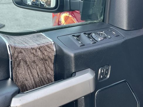 Used 2019 Ford F350 Lariat w/ Lariat Ultimate Package image 15