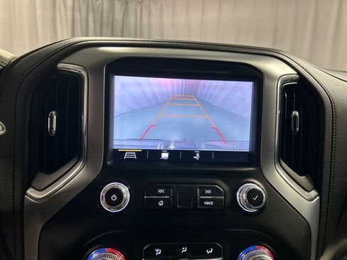 Used 2019 GMC Sierra 1500 SLT image 17